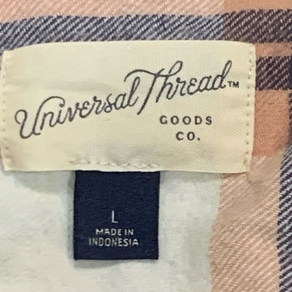 Universal thread women’s button-down long sleeve flannel shirt size L - Picture 3 of 7